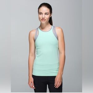 LULULEMON INSPIRATION TANK SIZE 6/ Toothpaste/heathered slate